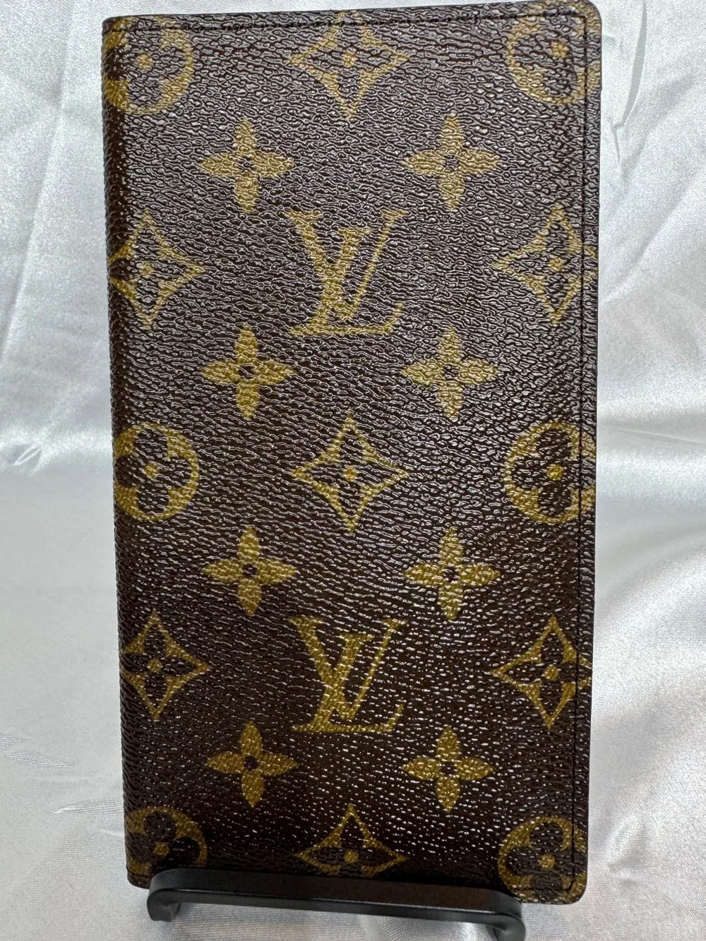 Louis Vuitton LV Monogram Canvas Long Wallet Unisex